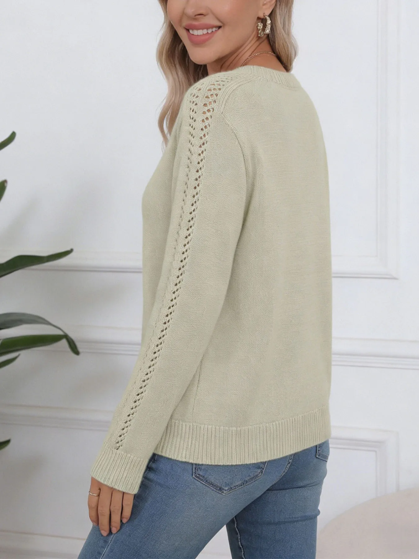 New Spring and Autumn Elegant Hollow Knitted Sweater Womens Loose Round Neck Long Sleeve Sweater Casual Outerwear Top Date Gift detail