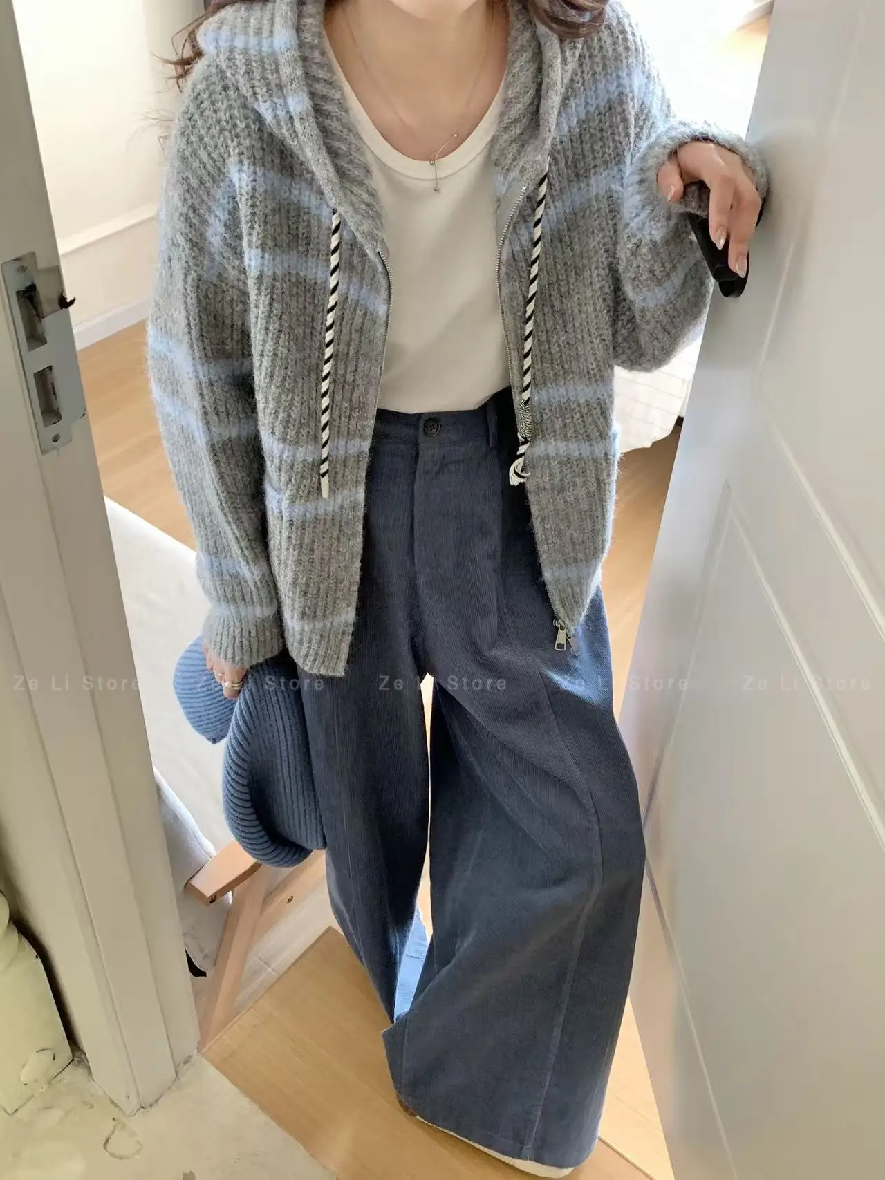 Loose Womens Zipper Knitted Sweater Striped Hooded Color Block Autumn Winter Outerwear Casual Comfortable Lazy Style Top detail