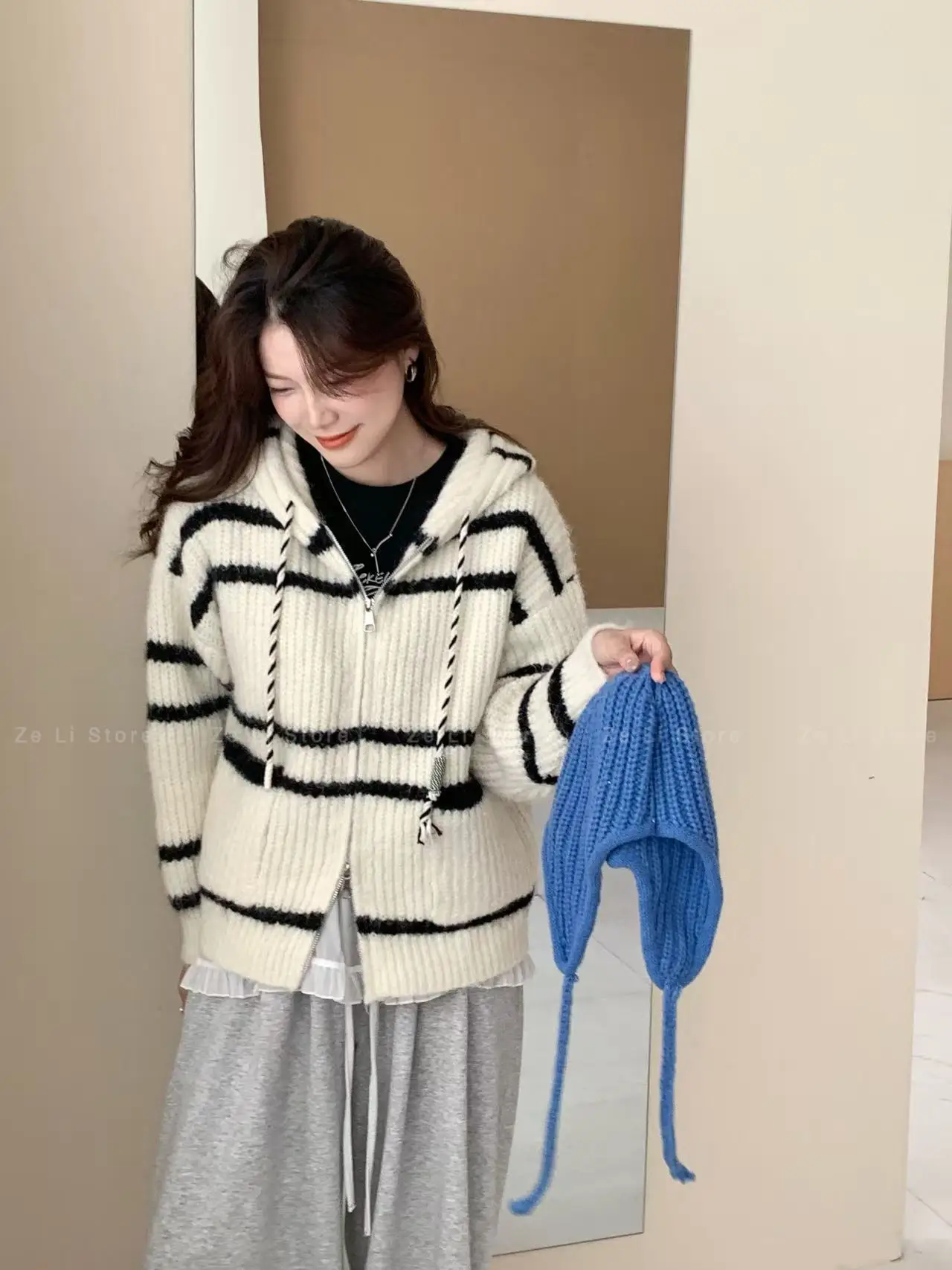 Loose Womens Zipper Knitted Sweater Striped Hooded Color Block Autumn Winter Outerwear Casual Comfortable Lazy Style Top detail