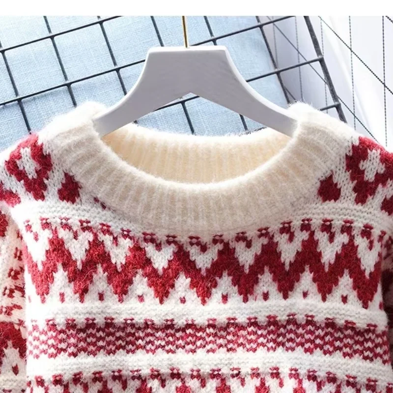 Autumn Winter Chic Sweet Casual Long Sleeve Top Vintage Womens Sweater Christmas Loose Knit Stripe ONeck Pullover detail