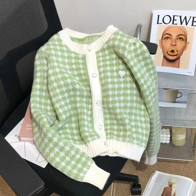Plaid Knitted Cardigan Women Sweet Style Crew Neck Long Sleeve Autumn Regular Length Button Closure detail