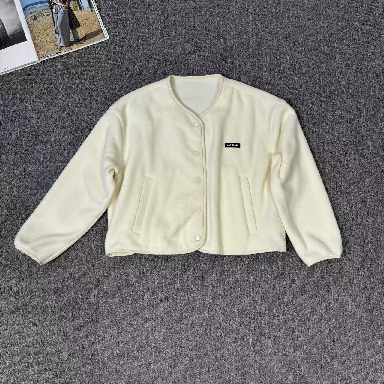 Womens Casual Solid Color Longsleeved Lazy Fashion Sweater detail