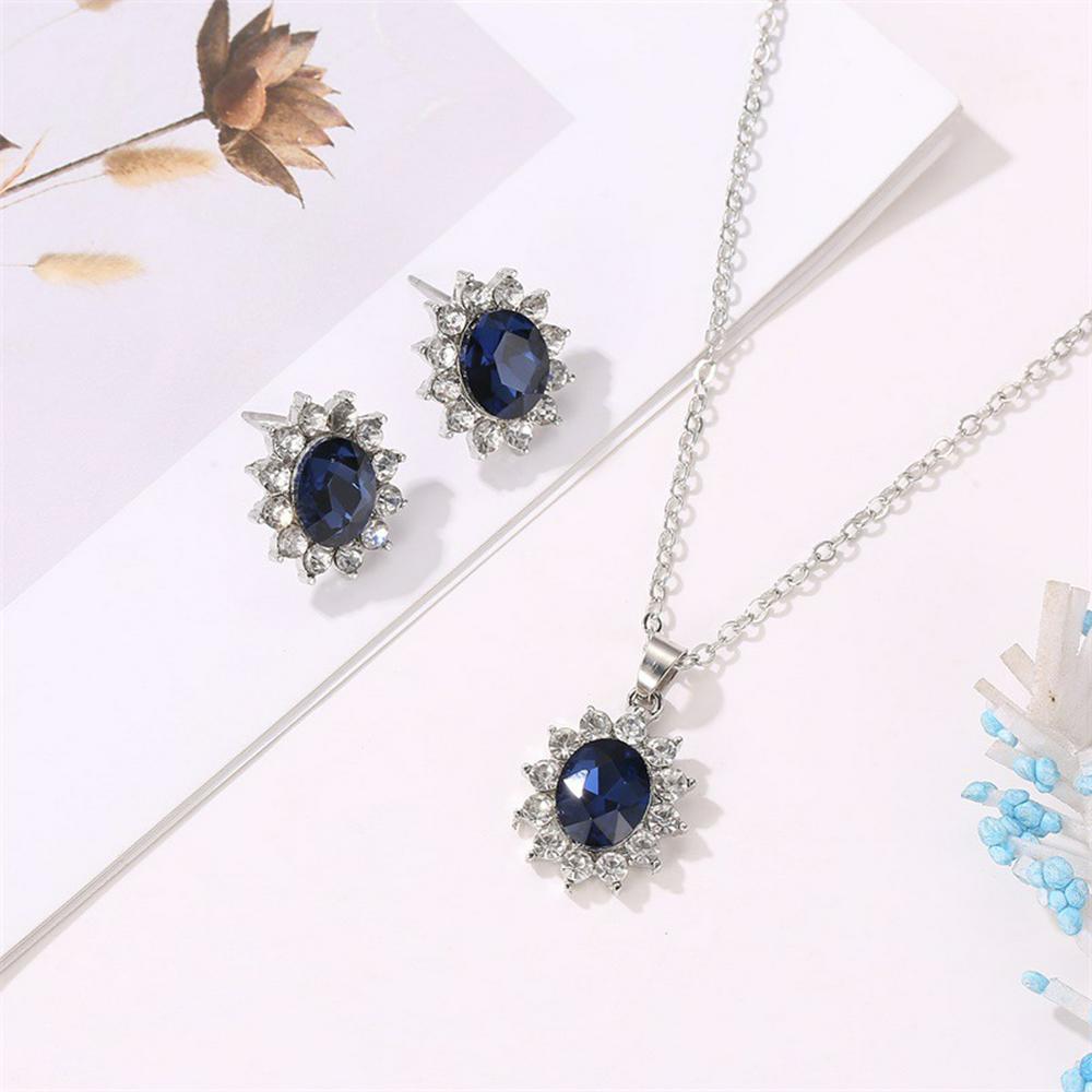 2pcs/set Women's Sunflower-shape Zircon Earrings+ Sapphire Pendant Necklace Silver