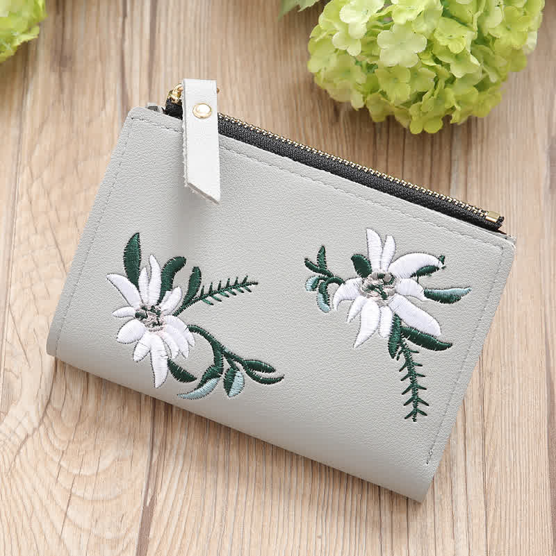 Ladies Mini Folding Purse Embroidered Flower Pattern Zipper Wallet Card Holder Light green