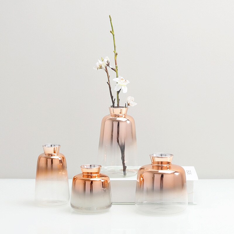 Nodic Gradient Golden Glass Vase Nordic Electroplated Flower Vases For Home Decor Dried Flower Bottle Bar Restaurant Decoration