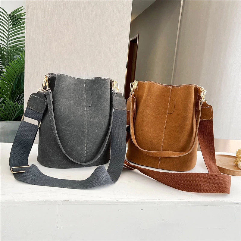 Casual Wide Strap Buckets Bag Designer Women Shoulder Bags Retro PU Bag Large Capacity Messenger Bag Simply Purse