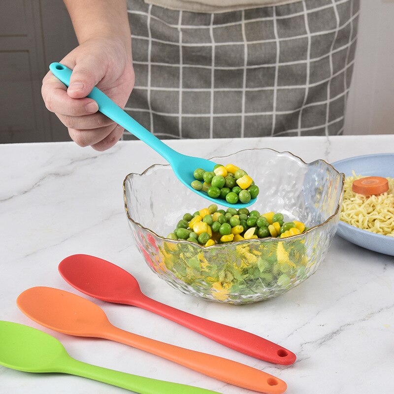 The New Silicone One-Piece Small Spoon Food Supplement Spoon Mini Soup Spoon Household Mixing Spoon Kitchen Baking Tools