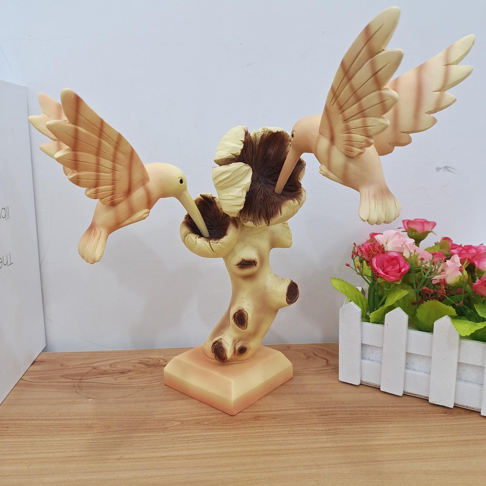Wooden Color Hummingbird Handmade Sculpture Resin Craft Ornament Animal Sculpture Artistic Carving Bird Home Decorations
