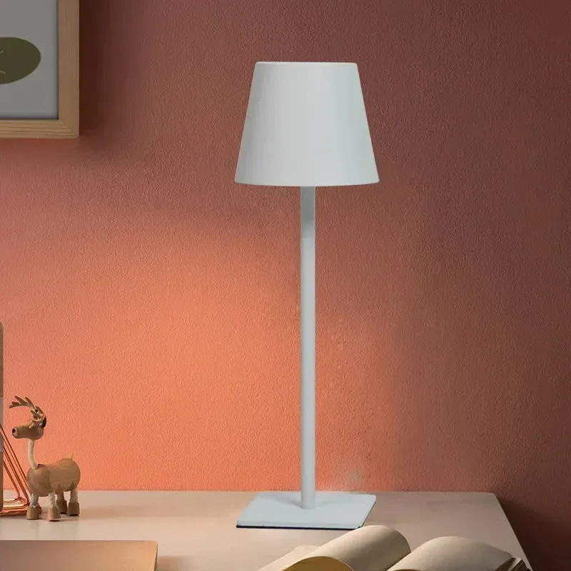 Wireless Charging Top Touch Lamp Simple Modern Style Desk Lamp