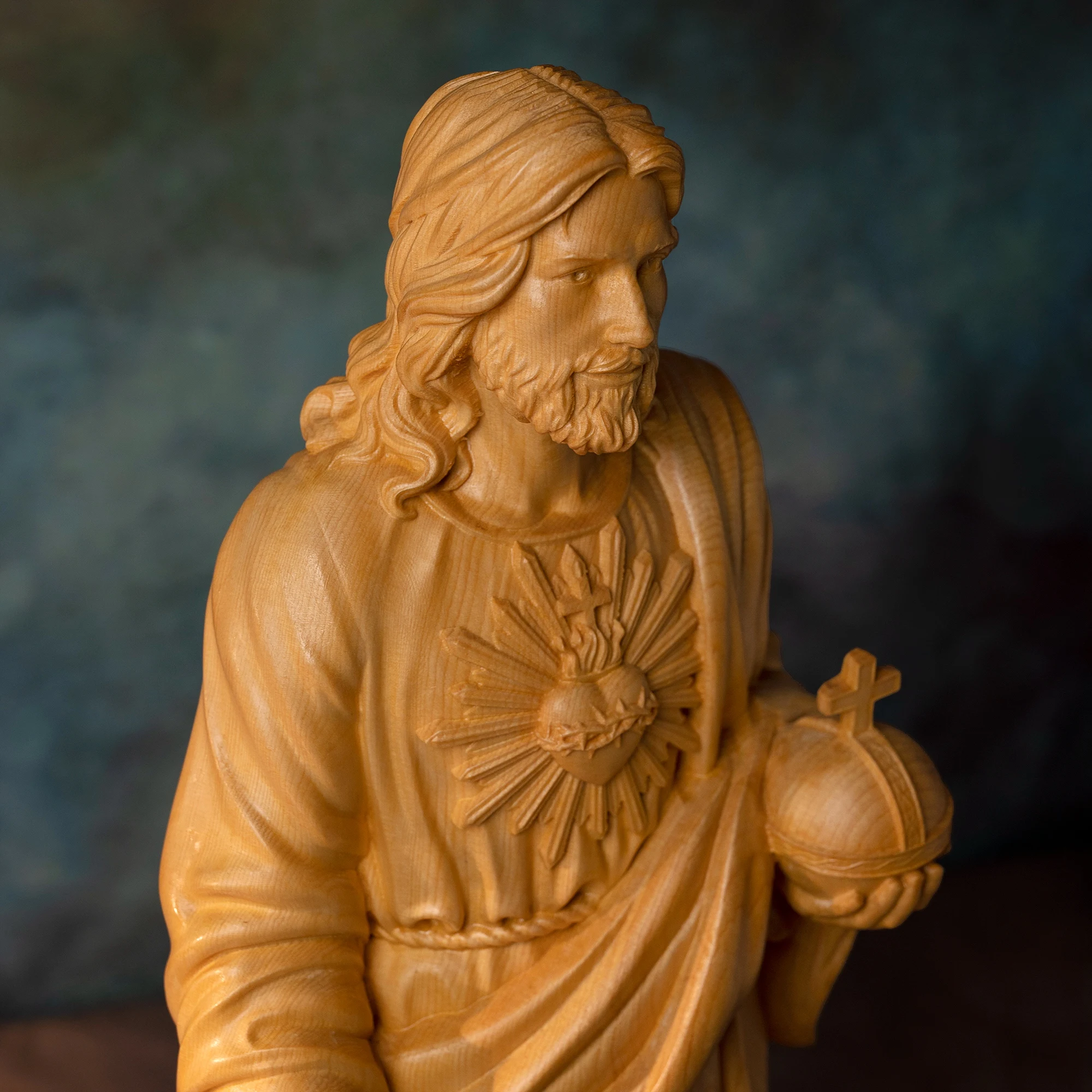 Statue, Sacred Heart Prayer, Boxwood Wood ...