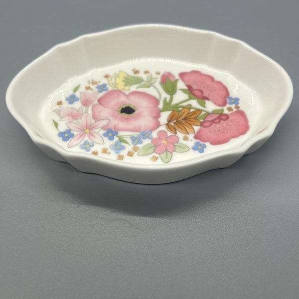 Vintage Ceramic Bone China Trinket Dish/Soap Tray