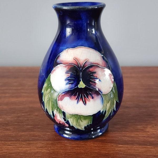 Genuine Vase, Pansy, Queens Potter, Decor