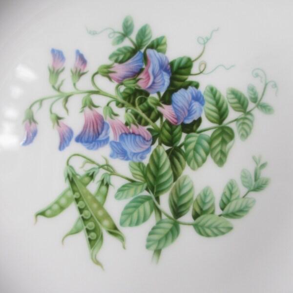 Royal Wedding Bone China Trio: Wild Vetch Flower Design with 22k Gold Trim