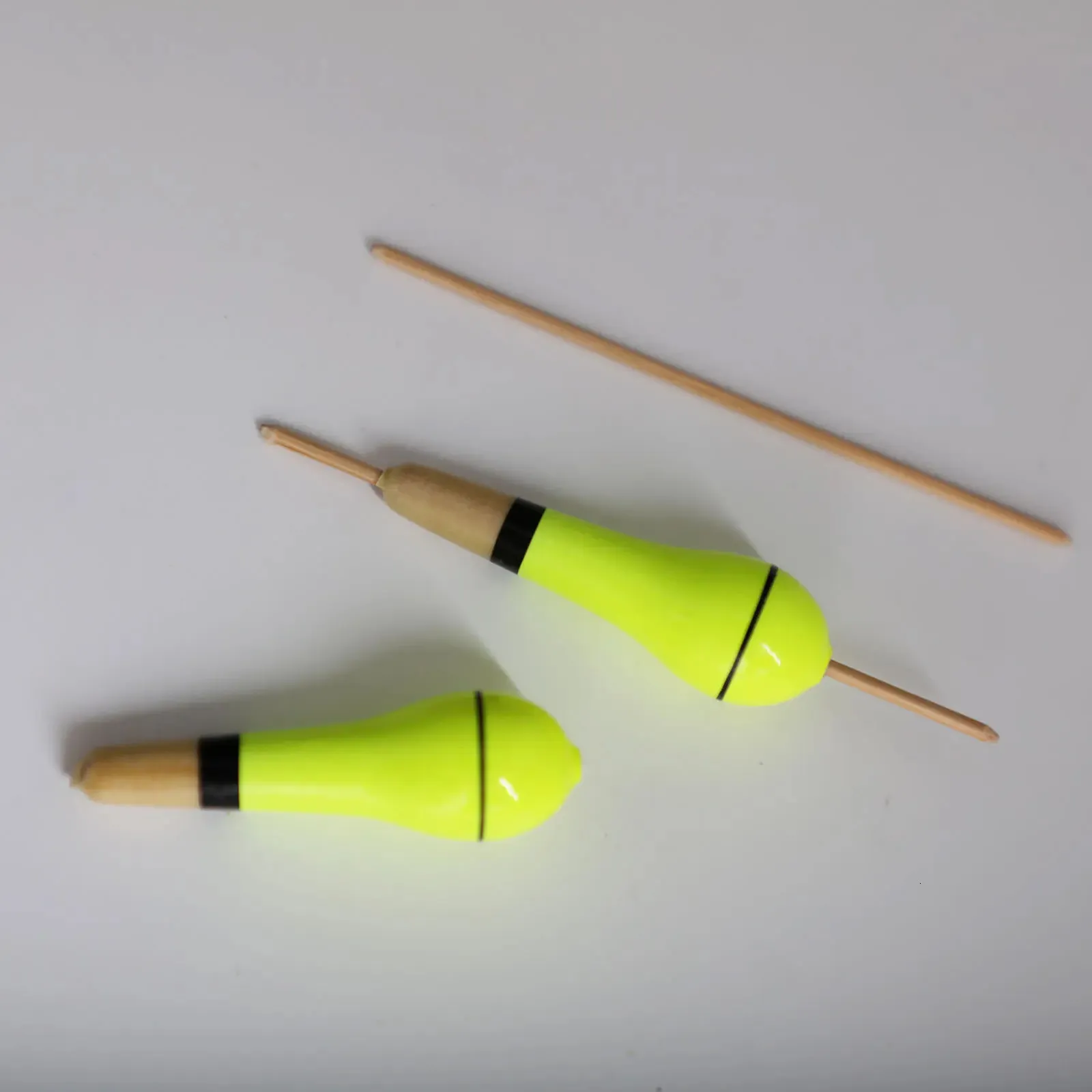 A Set of 10 Pcs Fishing Bobbers Made of Paulownia Cork Float and Balsa Wood, Suitable for Heavy Current, with Each Float Measuring 8.5cm/2g.