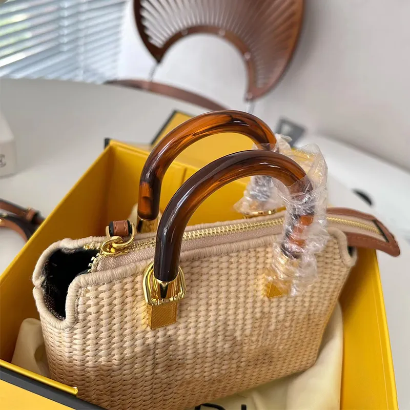 Summer Straw Weave Bag: Leather Hand-Woven Cross-Body Beach Handbag for Ladies