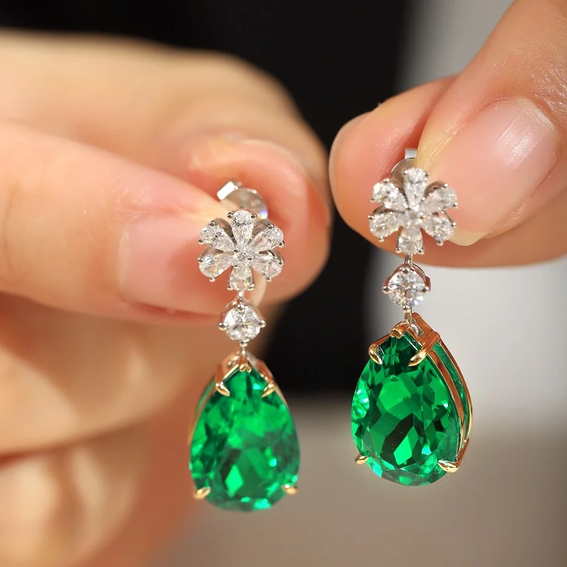 White Gold Emerald Earrings Fashion Jewelry for Wo...