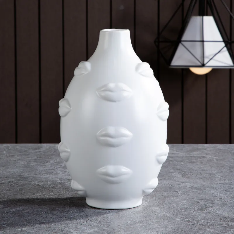 Vases Artists 3D Lip Potted Plants White Pottery Vase Dry Flower Insert Artist Residence Decorative Ornaments
