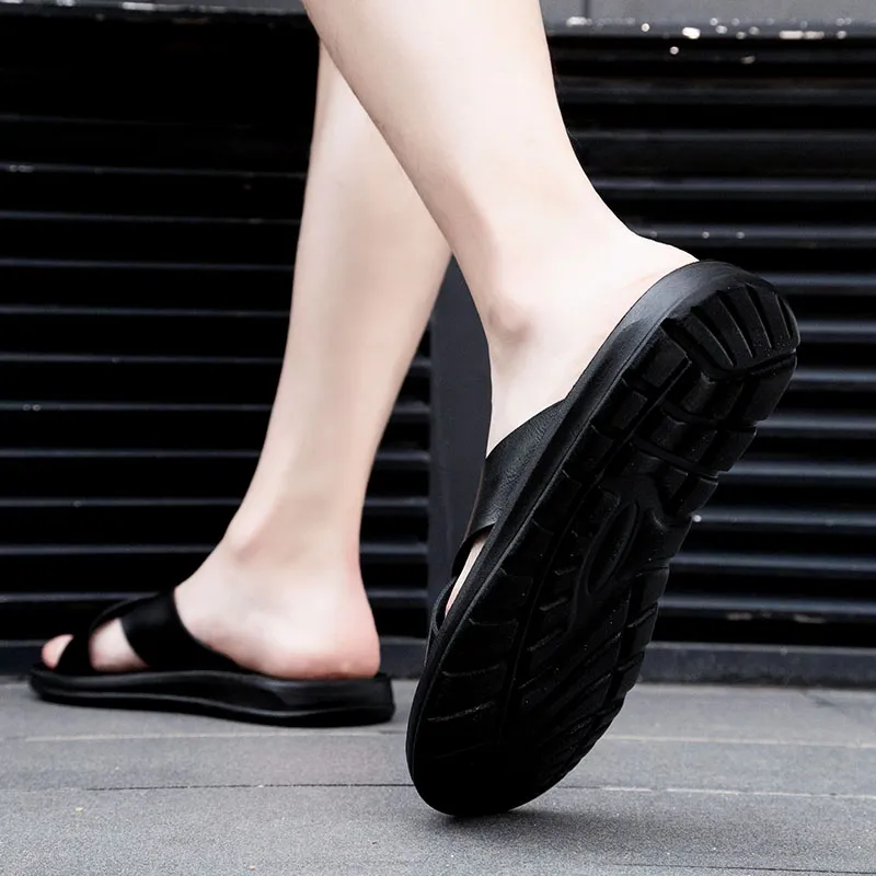 Men Shoes Leather Slippers Men Beach Summer Shoes High Quality