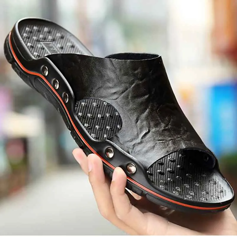 New Summer Men's Leather Slippers, Stylish Casual Footwear for Beach and Outdoor Use
