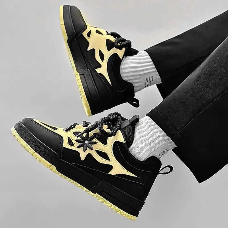 Men Outdoor Sports Skateboard Coaching Flat Casual Sports Shoes