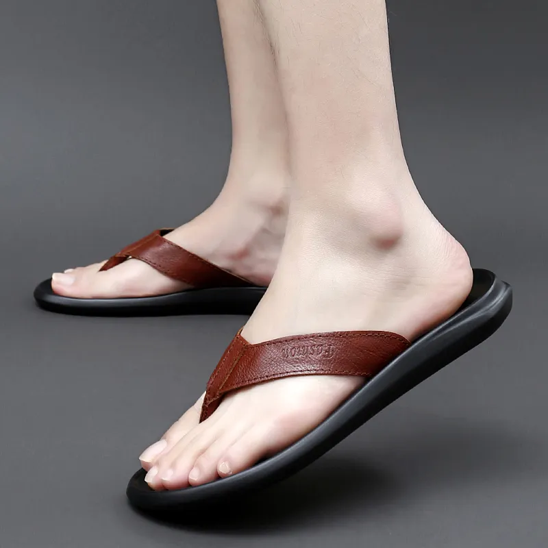 Fashion Men New Soft Bottom Non-slip Men Slippers Leather Casual Beach Summer Shoes Men