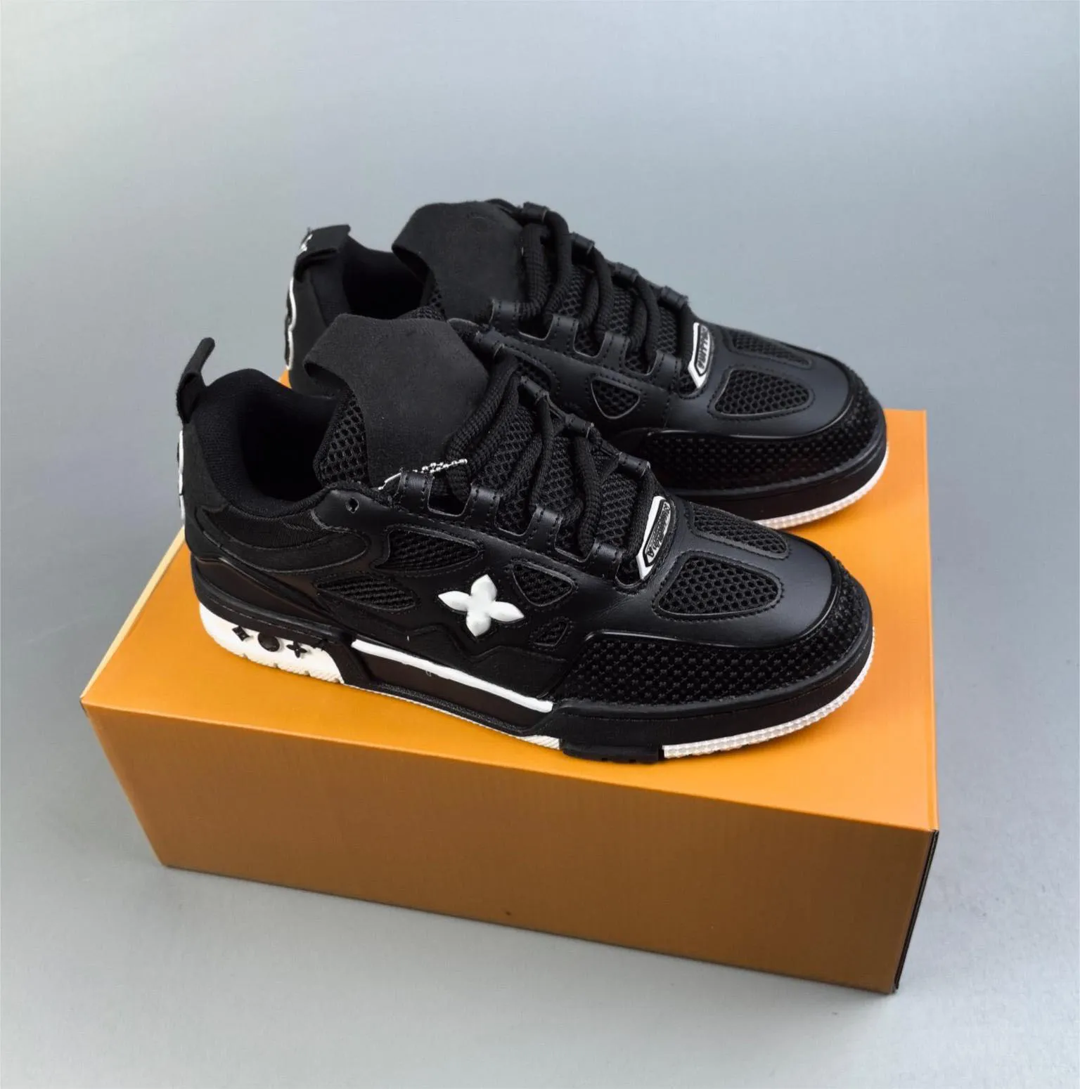 Classical Denim Canvas Casual Men's Fashion Low Leather Rubber Walking Outdoor Shoes