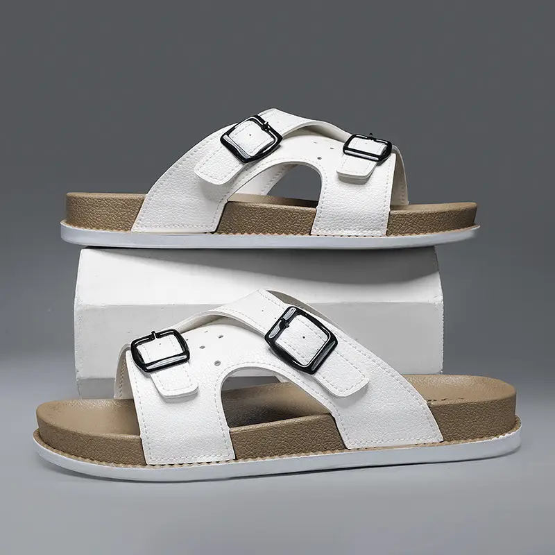 Men's Comfortable Leather Slippers, Ideal for Beach and Indoor Use