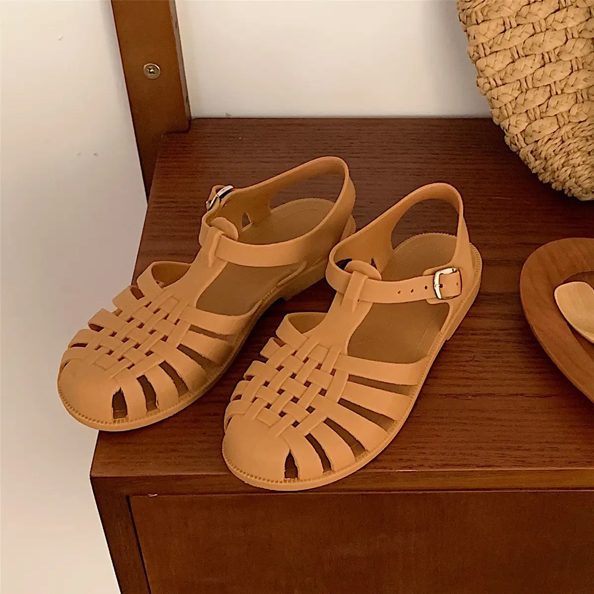 Summer Women Roman Jelly Sandals Retro Flat Beach Casual Round Toe Shoes