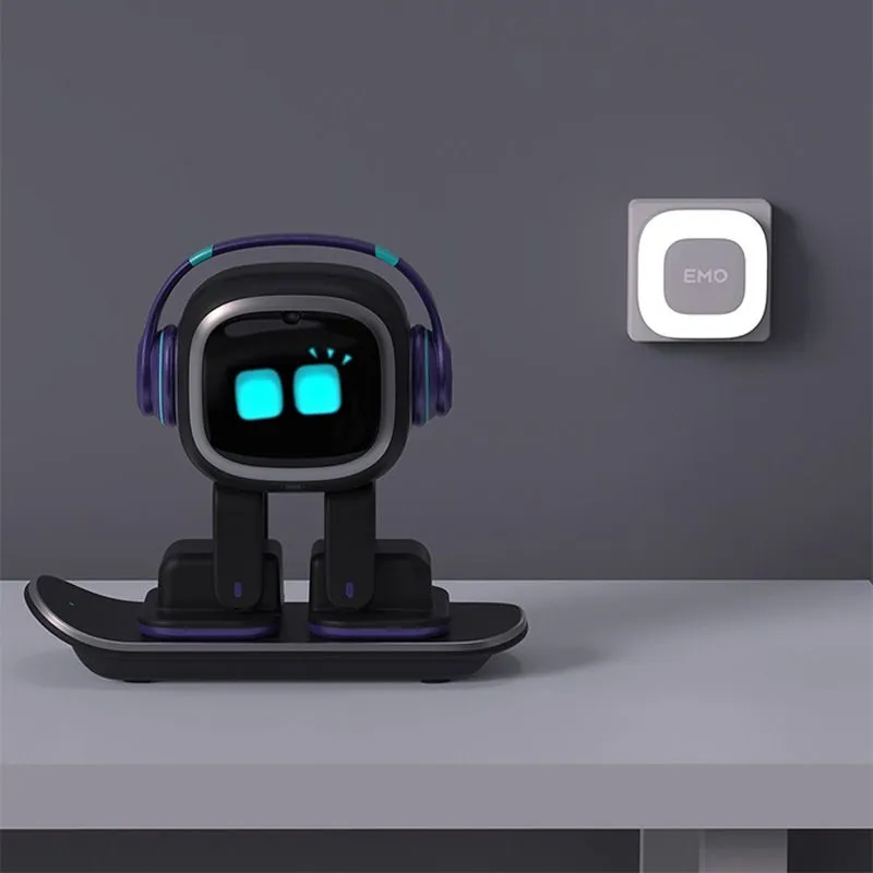 Emotional AI Robot Companion With Voice Interaction And Interactive Features