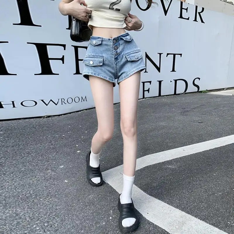 Retro Sexy Hot Girl Denim Shorts Women's Fashion Temperament Solid Color Wide Leg Simple Hot Pants