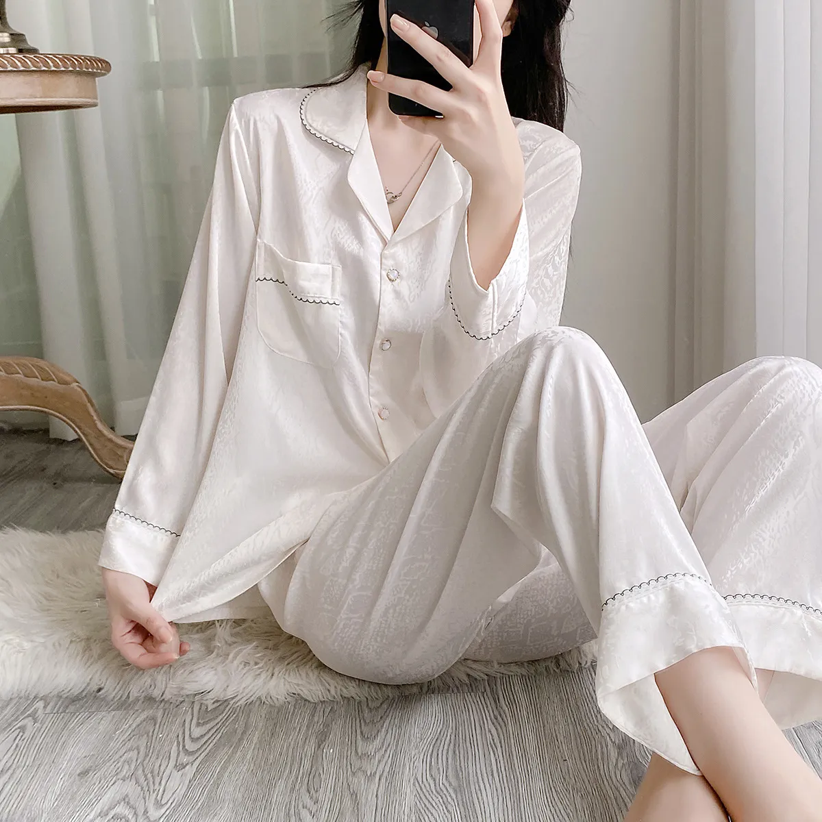 Women's Long-Sleeve Pajamas Silk Suit Cardigan Korean Version Loungewear Striped Ice Silk Outer Thin