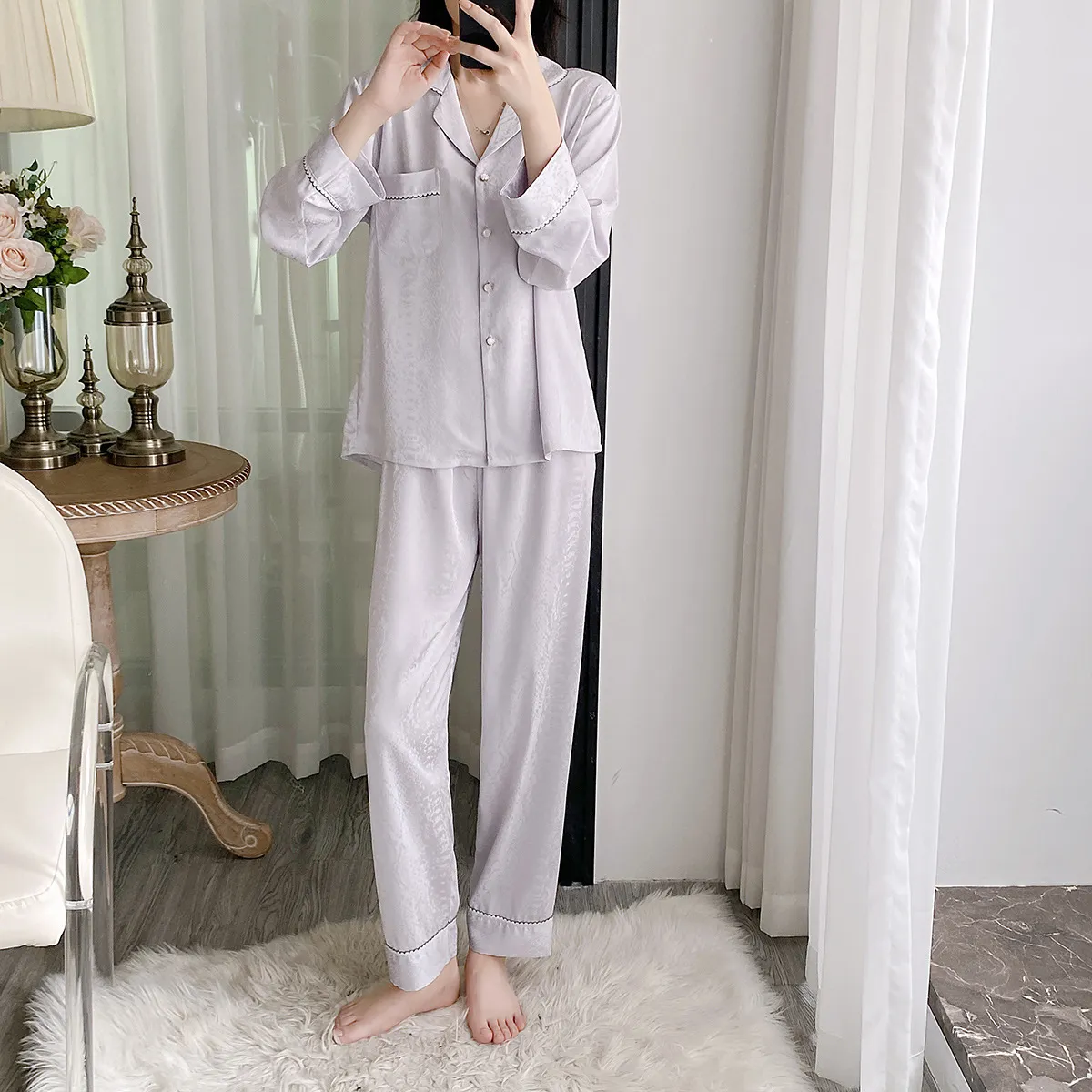 Women's Long-Sleeve Pajamas Silk Suit Cardigan Korean Version Loungewear Striped Ice Silk Outer Thin