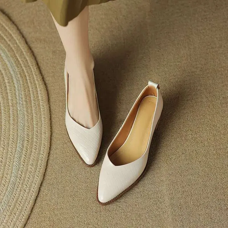 Spring Pointed Toe Med Heel Solid Casual Ladies Loafers Shoes for Women Genuine Leather Shallow Pumps
