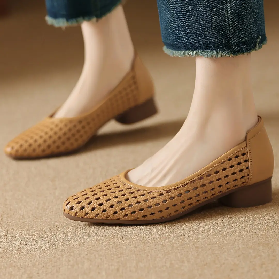 Women's Breathable Sheepskin Summer Flats with Round Toe, 3cm Thick Low Heel for Daily Wear