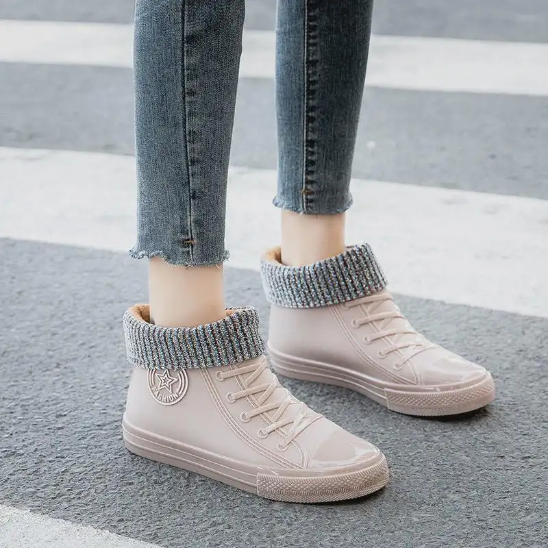 Stylish Women's Waterproof Rubber Rain Shoes, Short Non-Slip Work Boots Suitable for All Seasons