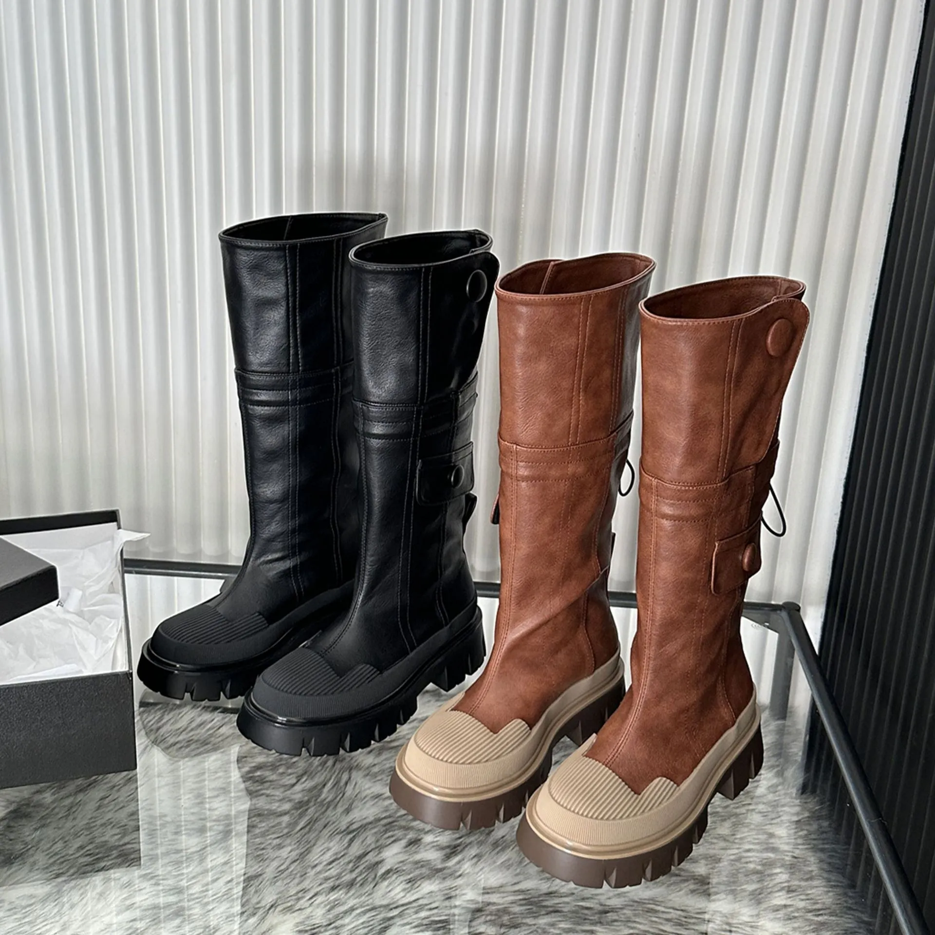 Fashion Woman Knee-High Zipper Leather Square Heel...