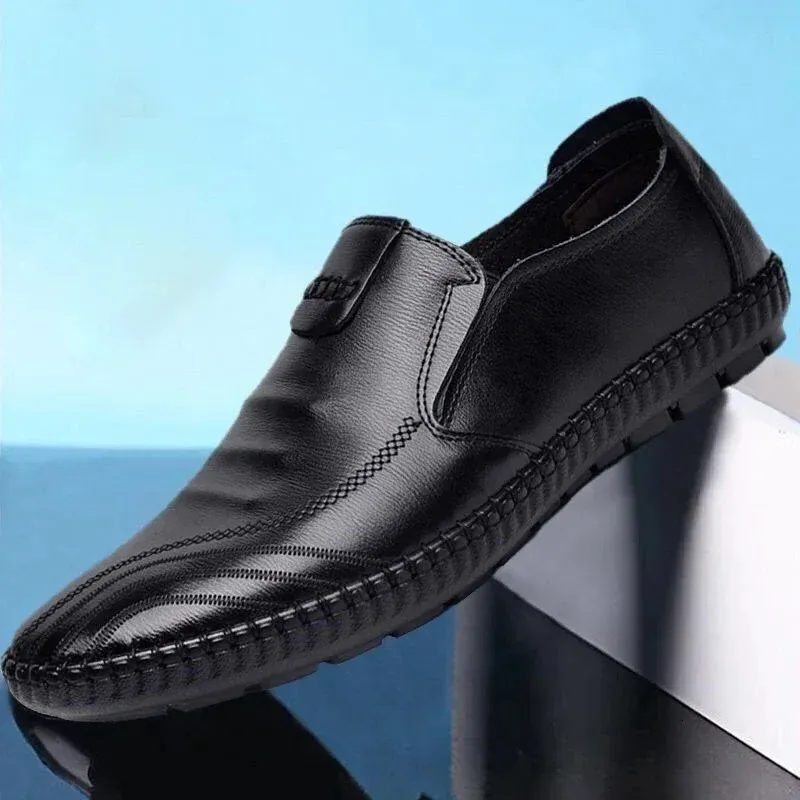 Men's Comfortable Leather Sneakers, Stylish Bean Shoes for Casual and Dress Occasions