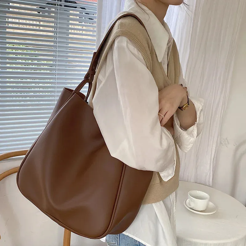 Tote Bag Woman Trend Large Capacity Female Shoulde...