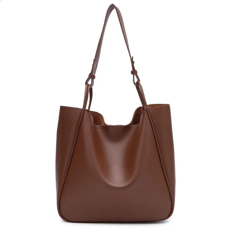 Red-brown 