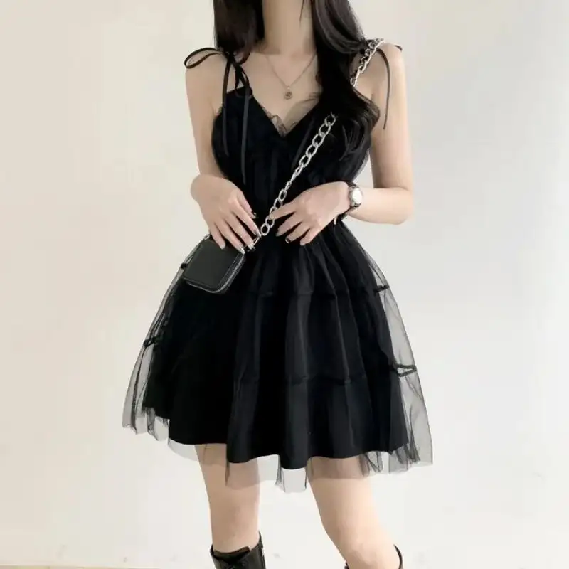 Black Women's Party Dress - Sleeveless Off-The-Shoulder V-Neck Sexy Outfit Black Women's Party Dress - Sleeveless Off-The-Shoulder V-Neck Sexy Outfit