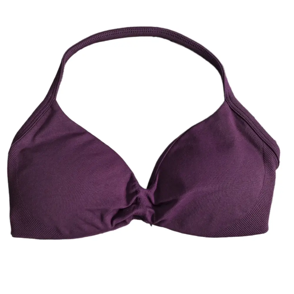 Strappy Sports Bra, Seamless Halter Design, Padded Yoga Bra with Backless Gym Top