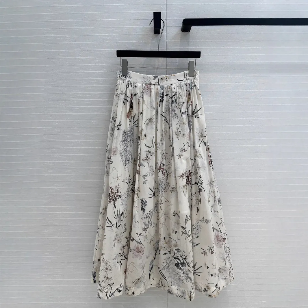 Summer Printed Pleated Long Skirt With Floral Patt...