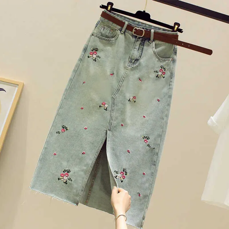Retro Embroidered Skirt Long Denim Skirt Female Fashion Temperament High Waist Split Skirt