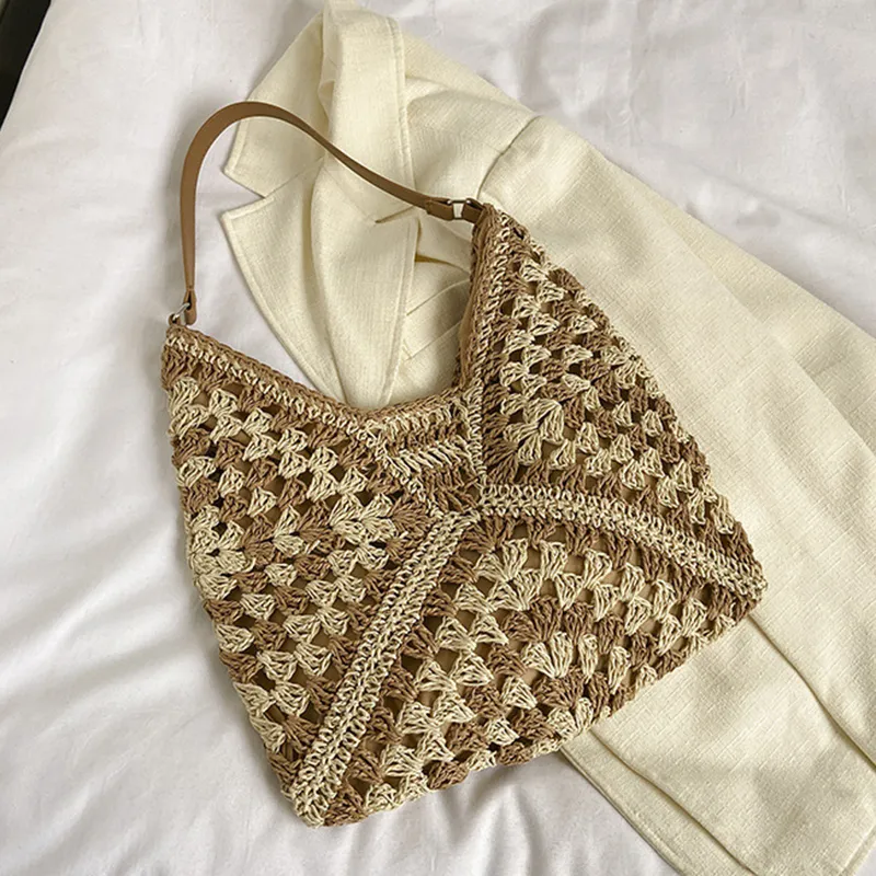 Shoulder Bags Women Hollow Out Female Vacation Beach Straw Bag Hand Woven Seaside Tote