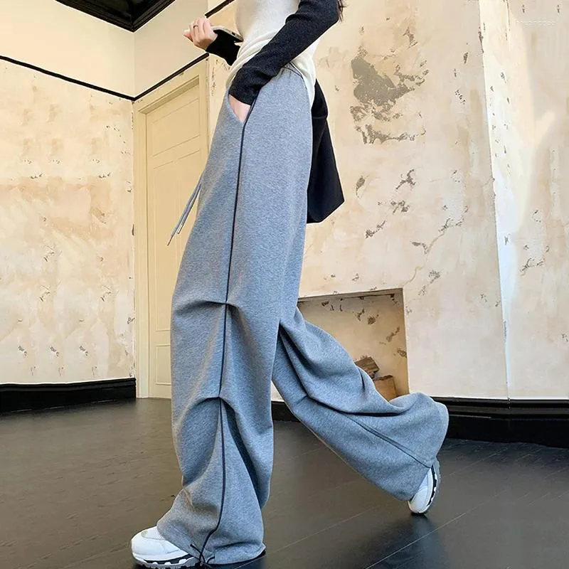 Women's High-Waist Pleated Wide-Leg Cargo Pants - ...