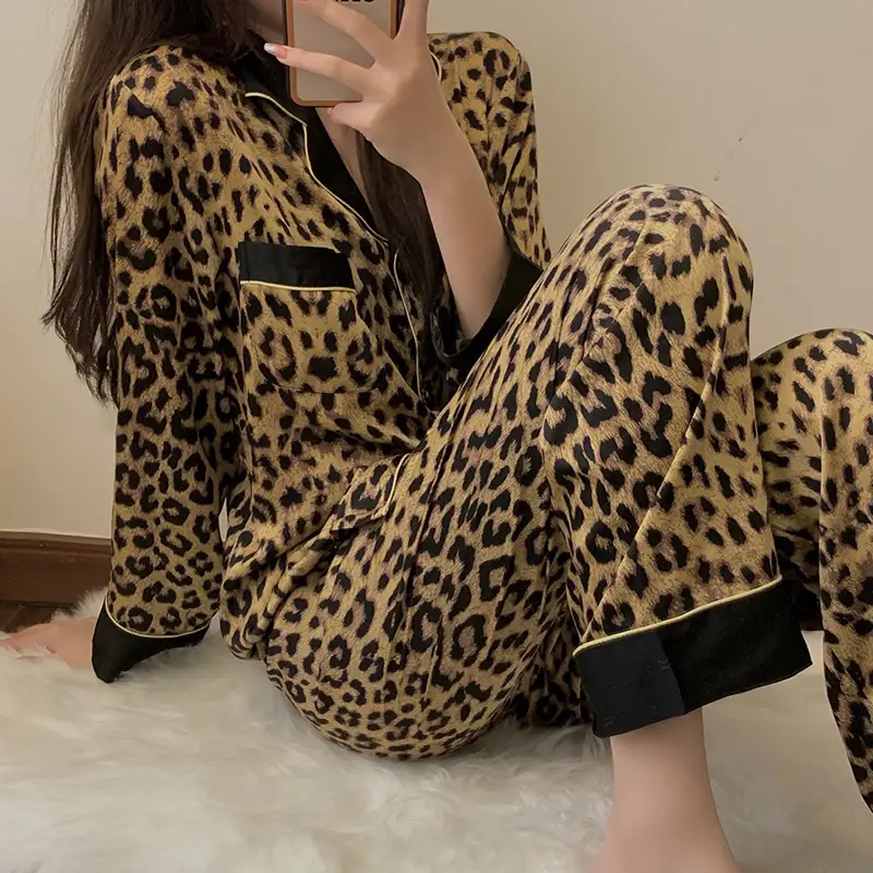Women's Loose Fashion Leopard Print Long Sleeve Home Clothes Set