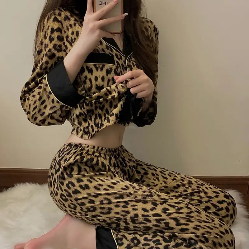 Women's Loose Fashion Leopard Print Long Sleeve Home Clothes Set