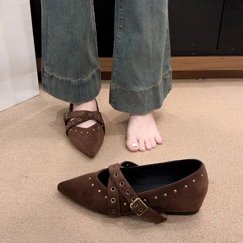 Women's Retro Pointed-Toe Mary Jane Shoes With Studs And Metal Belt Buckle