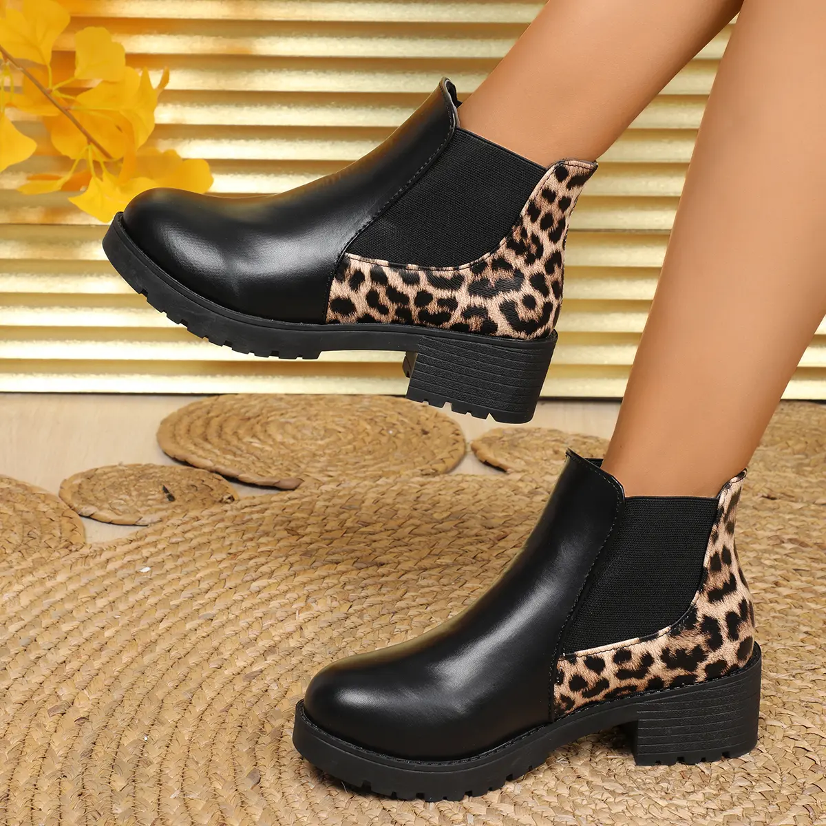 Comfort Bottom Leopard Slip on Chelsea Boots Women Winter Round Toe Sexy Casual Ankle Boots for Women