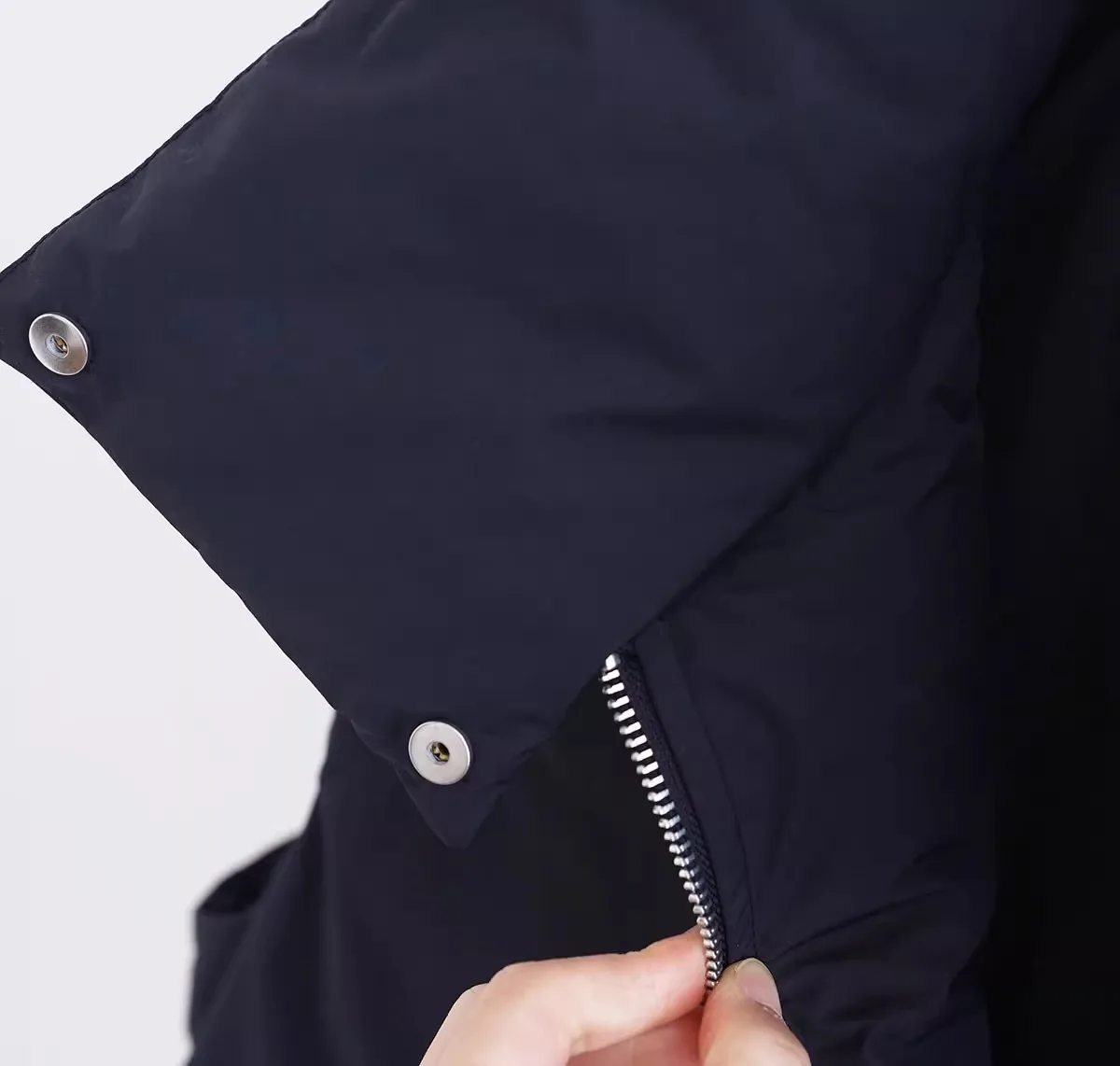 Down Vest, Bread-Shaped Down Jacket, Zippered Commuter Style